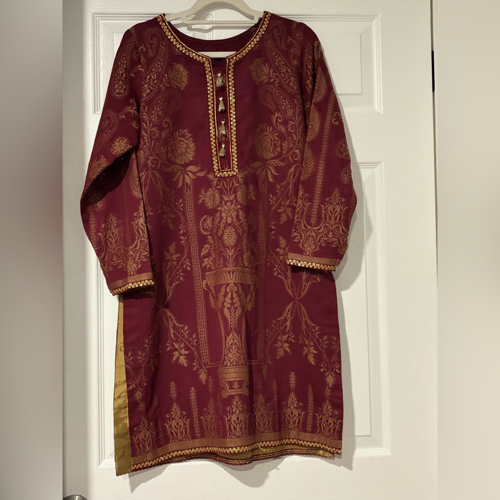 Pakistani 3 piece shalwar kameez